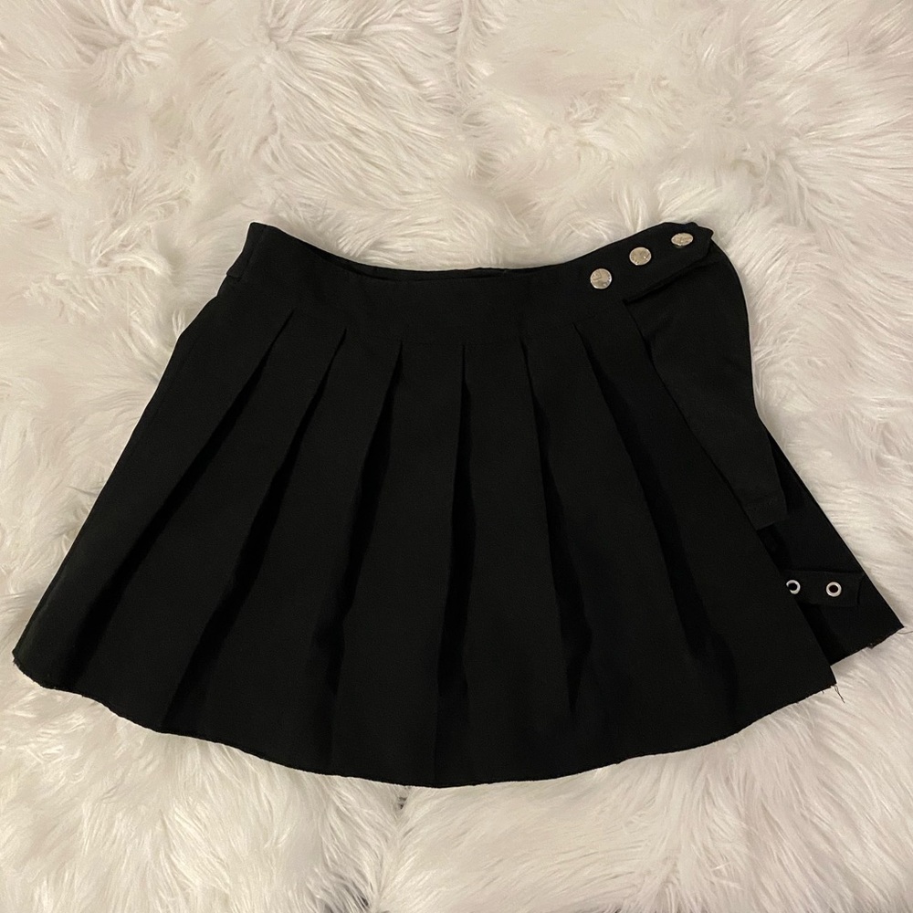 SMALL Black Half-Skirt